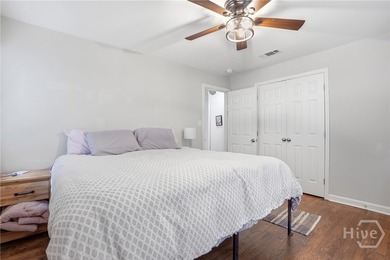 Welcome home to this charming 3 bed/ 1 bath midcentury brick - photo 23