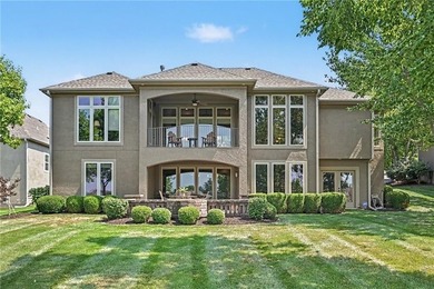Welcome home! Step thru the impressive entry, soaring ceilings - photo 3