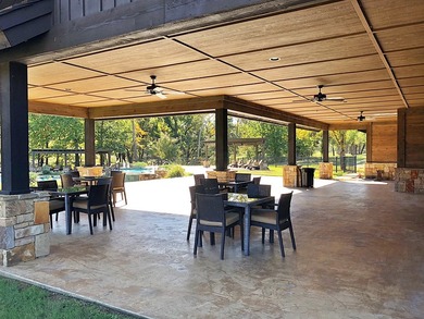 Beautiful home in the sought-after golf course and lake - photo 29