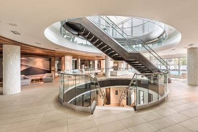 Superbe condo d'angle niche dans le prestigieux immeuble - photo 32