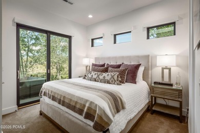 Nestled in Canyons Village, this beautifully maintained Viridian - photo 34