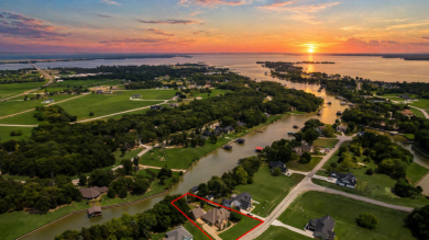 Lake Life Dream in The Shores | Waterfront Home + Guest Apt. - photo 44