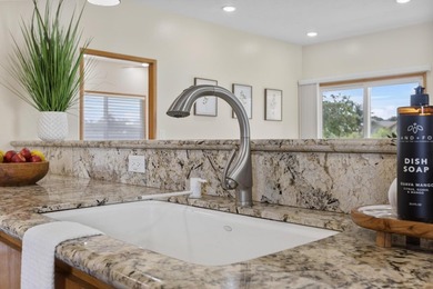Welcome to the Kaiulani Subdivision, one of Hilo's most - photo 6