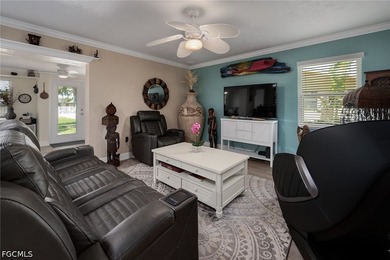 Beautifully renovated, spacious home featuring an open-concept - photo 6