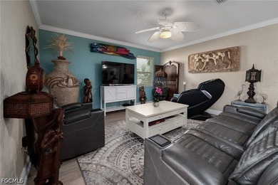 Beautifully renovated, spacious home featuring an open-concept - photo 7