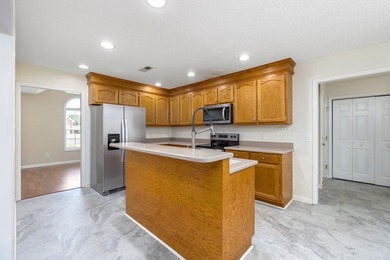Welcome home to this beautifully landscaped brick home offering - photo 19