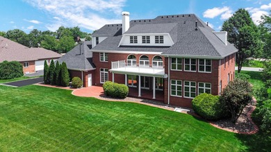 Stunning, TOTALLY UPDATED 3 story home in gated golf course - photo 2
