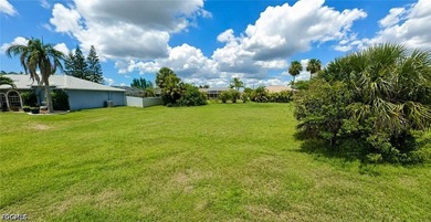 Welcome to one of Southwest Cape Coral's most desirable - photo 3