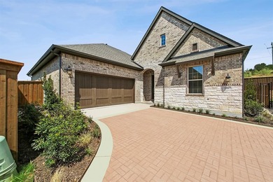 Lake Viridian Home Active Under Contract in Arlington Texas