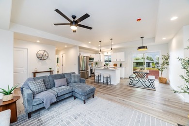 Welcome to this brand-new 3-bedroom, 2-bath home in the - photo 3