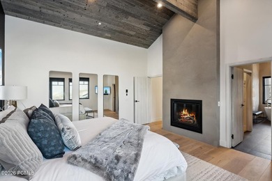 Located in the exclusive Stag Lodge, one of the most sought - photo 19
