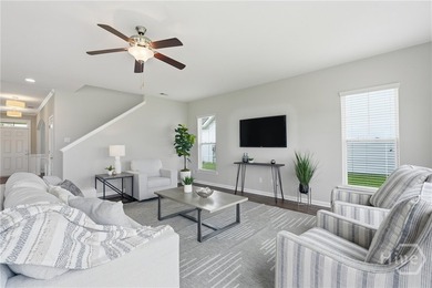 Excellent Location in Cumberland at the Highlands! Welcome home - photo 11