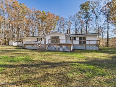 Welcome to this beautifully updated 3-bedroom, 2-bath home - photo 28