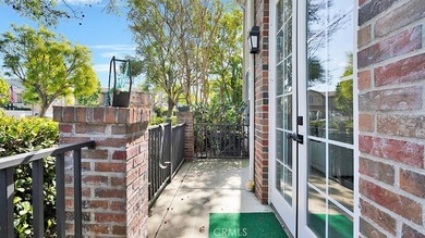 Modern Elegance Meets Resort Living in Ladera Ranch. Welcome to - photo 31