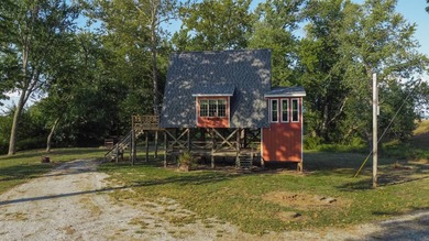 This 23.02+/- acre property sits directly along the Mississippi - photo 59