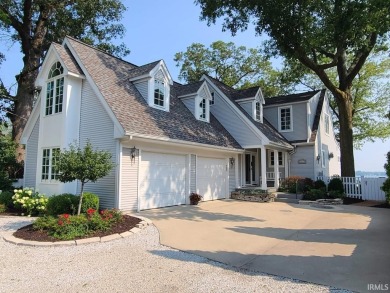Lake Home For Sale in Syracuse, Indiana