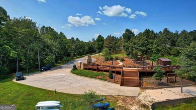 Is the mountain and lake life calling your name? Welcome to the - photo 7