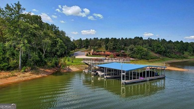 Is the mountain and lake life calling your name? Welcome to the - photo 9