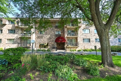 Lake Condo For Sale in Glendale, Wisconsin