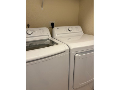 Move-in ready and beautifully updated 2 bedroom, 2 bath end-unit - photo 17