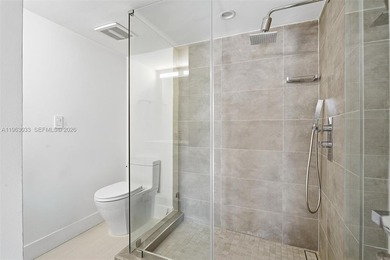 Beautifully remodeled 2-bedroom, 2-bath residence in Brickell