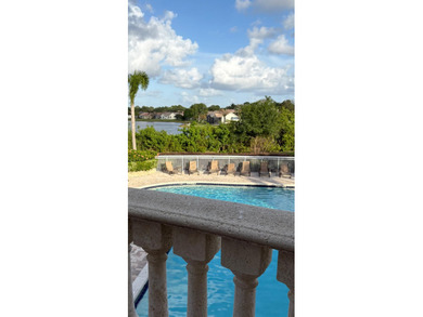 Move-in ready and beautifully updated 2 bedroom, 2 bath end-unit - photo 21