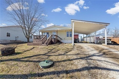 UNBEATABLE VALUE IN LINN VALLEY LAKES! Discover your dream - photo 4