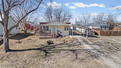 UNBEATABLE VALUE IN LINN VALLEY LAKES! Discover your dream - photo 6