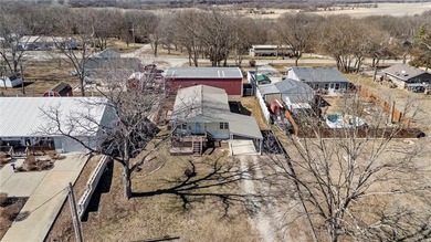 UNBEATABLE VALUE IN LINN VALLEY LAKES! Discover your dream - photo 7