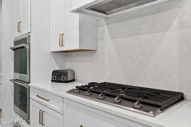 Experience a luxury lifestyle at 249 Pasarela Dr. This like-new - photo 32