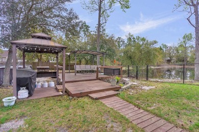 Welcome to your dream home! Located on 1.47 Acres, this stunning - photo 33
