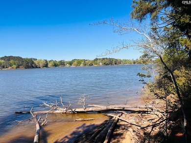 Beautiful Waterfront 1.57 acre lot. This large lot has a great - photo 3
