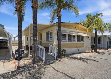 Seller is motivated!!! Make an offer!! Welcome home to this - photo 1