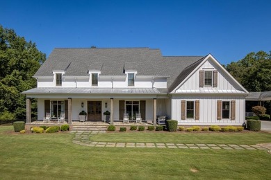 A Rare Estate Offering Luxury Living, Privacy & Timeless - photo 7