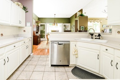 Welcome to this lovingly cared for home in Harbour Pointe at The - photo 14