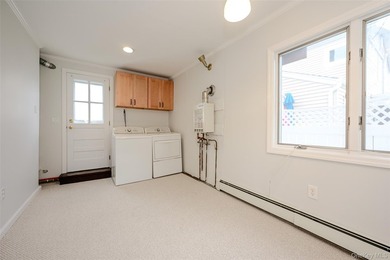 Nestled in the highly desirable Canals section of Long Beach - photo 23