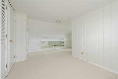Nestled in the highly desirable Canals section of Long Beach - photo 32