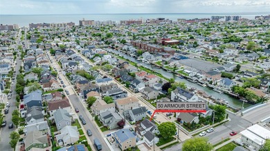 Nestled in the highly desirable Canals section of Long Beach - photo 39