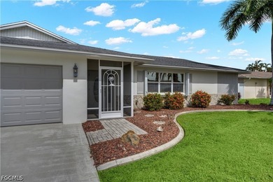 Welcome to this beautifully updated 3-bedroom, 2-bathroom pool - photo 3