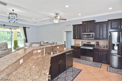 Welcome to this beautifully maintained Brookfield floor plan - photo 3