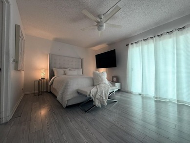 Step into this totally renovated 1-bedroom, 1-bathroom condo and - photo 13