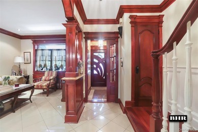 SHEEPSHEAD BAY. 1 Family side hall brick 3 bedroom 1 1/2 bath - photo 2