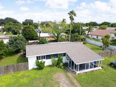 Spacious 3-bedroom, 2-bath home on a rare double lot in Miramar! - photo 2