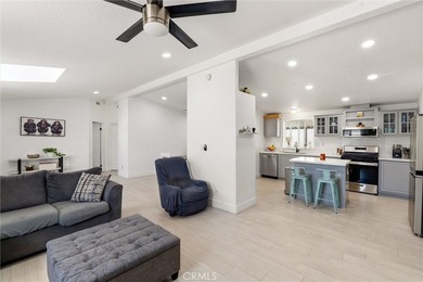 Welcome to coastal living at its best in this beautifully - photo 12