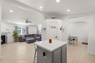 Welcome to coastal living at its best in this beautifully - photo 18