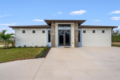 Northport Waterway Lakes and Canals Home For Sale in North Port Florida