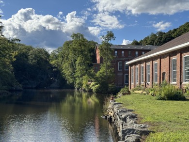 Lake Condo For Sale in Norwich, Connecticut
