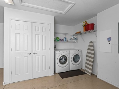 Welcome to this beautifully maintained 2-bedroom, 2-bath - photo 28