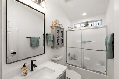 Welcome to coastal living at its best in this beautifully - photo 34