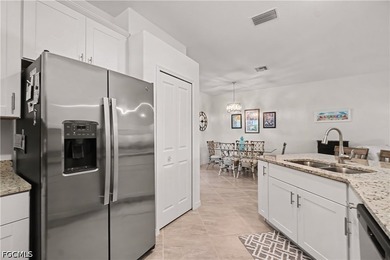 Welcome to this FULLY FURNISHED villa offering easy Florida - photo 6